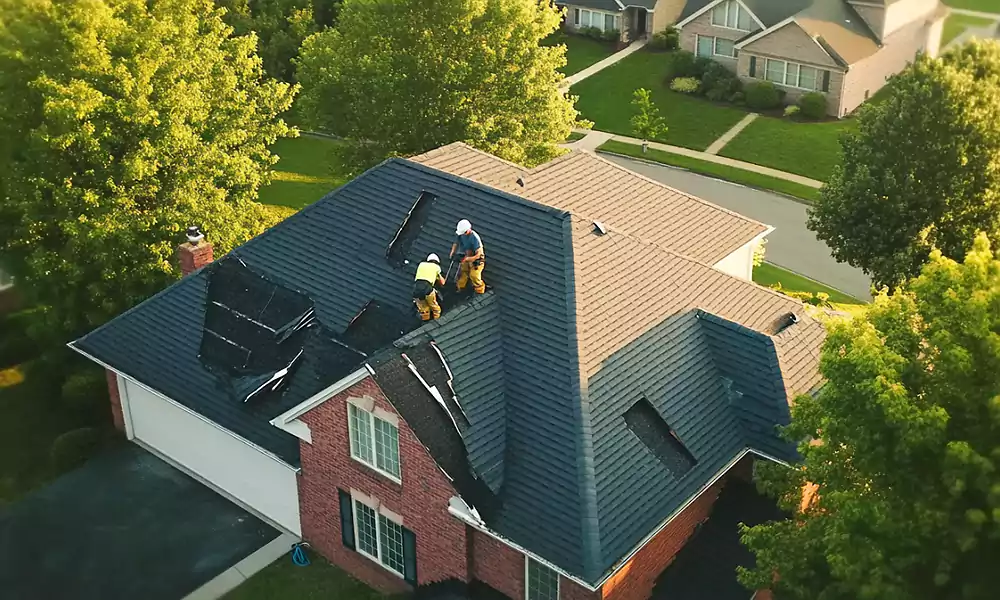 Vancouver, WA Skilled Roof Tarping Emergency Service