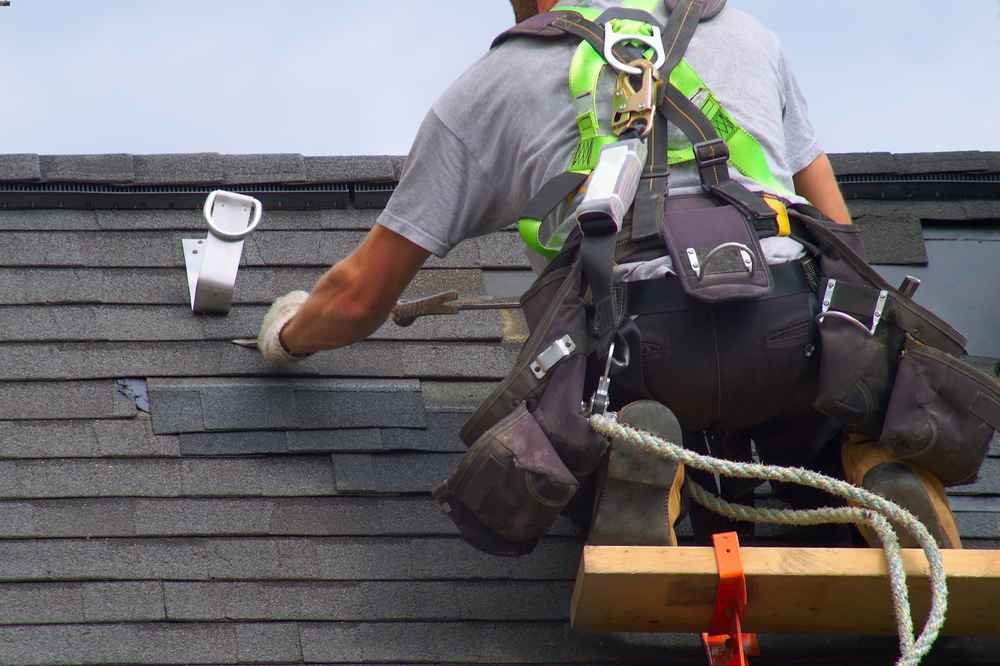 trusted roof repair expert in Vancouver WA
